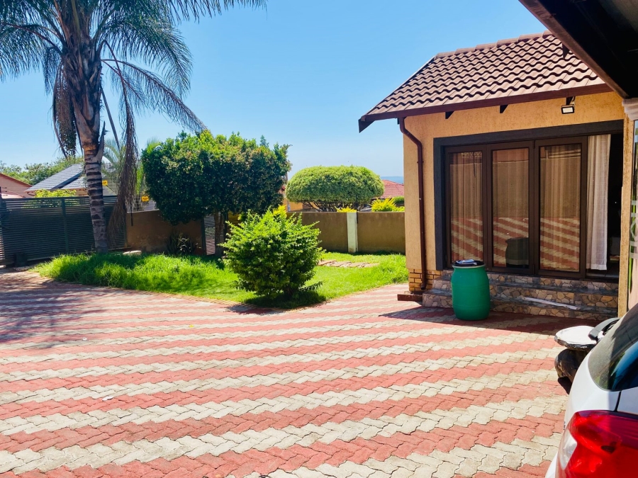 3 Bedroom Property for Sale in Tlhabane West North West